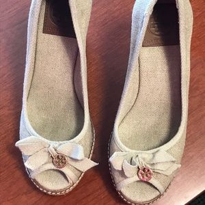 Tory Burch Espadrilles 7 1/2 Beige Wedges